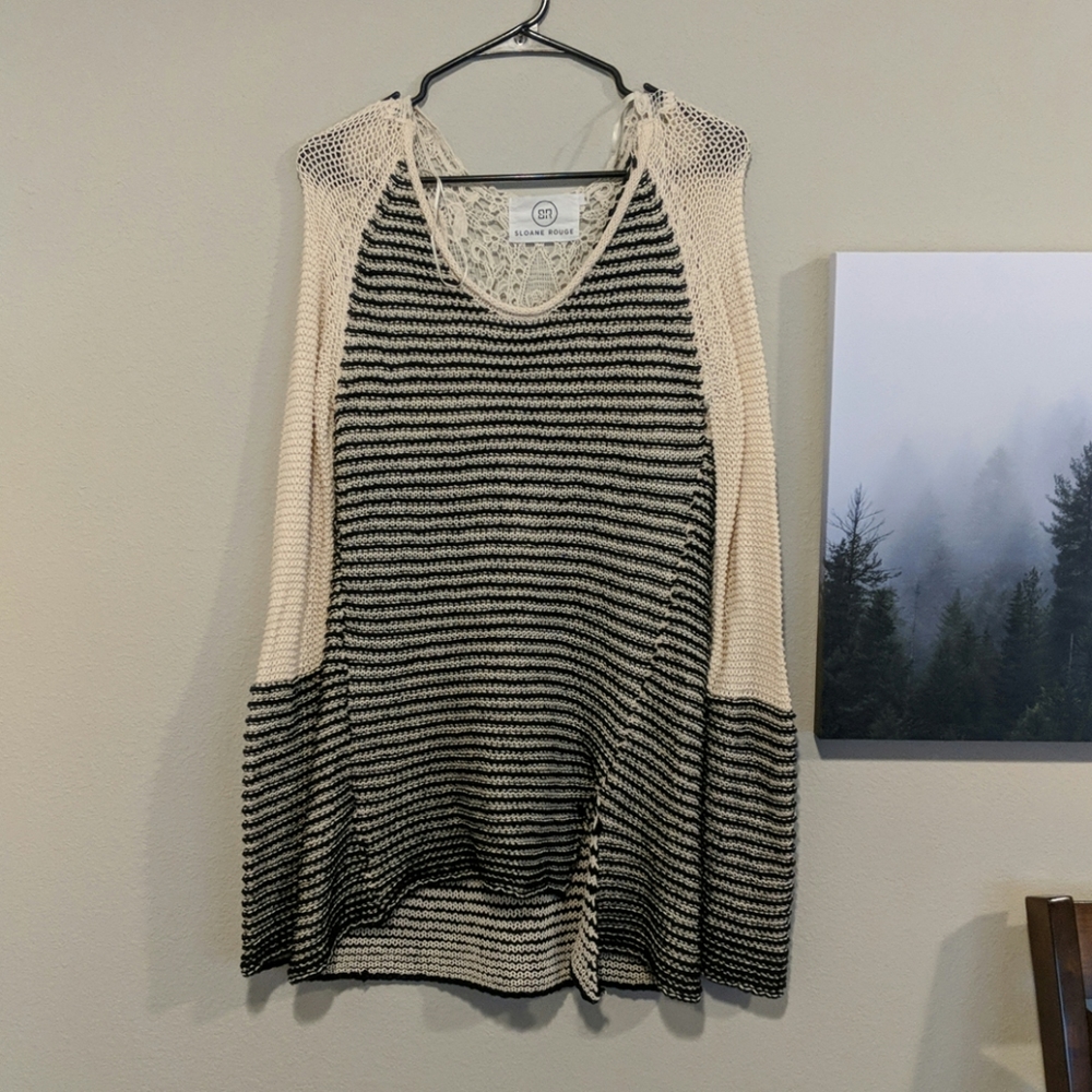 Sloan Rouge knit sweater size Medium